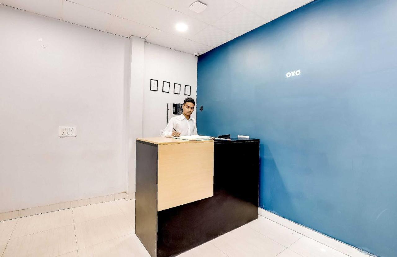Collection O 71756 Hotel Silver Arrow Near Pacific Mall Tagore Garden เดลี ภายนอก รูปภาพ