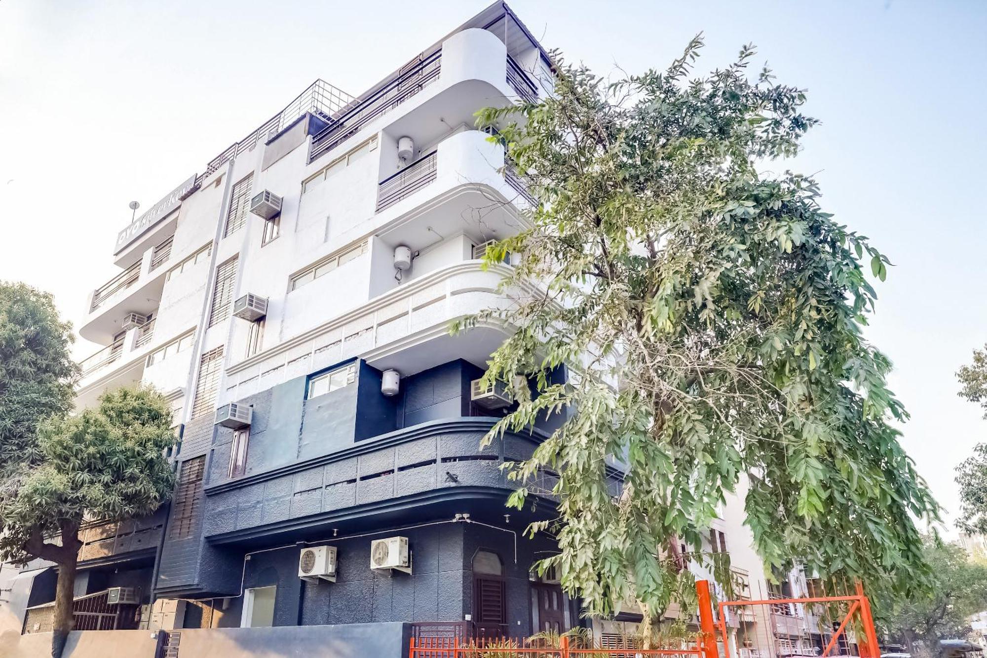 Collection O 71756 Hotel Silver Arrow Near Pacific Mall Tagore Garden เดลี ภายนอก รูปภาพ
